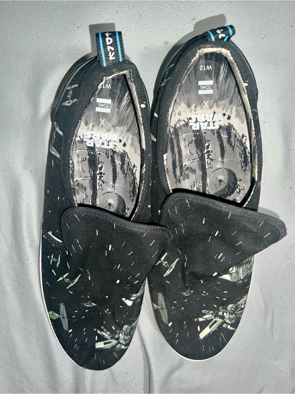 NEVER WORN-TOMS x Star Wars Millennium Falcon and TIE Fighters Slip-On Sneakers
